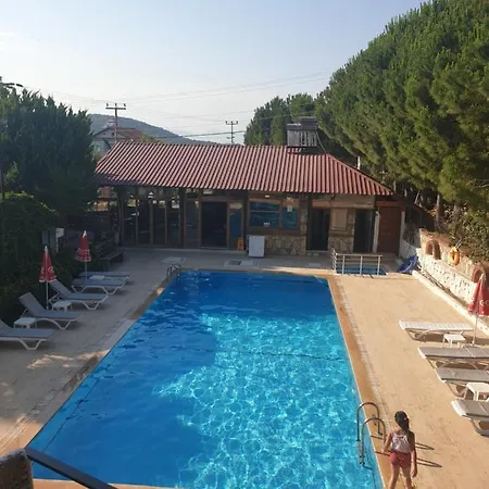 Alcan Apart Φετιγιέ